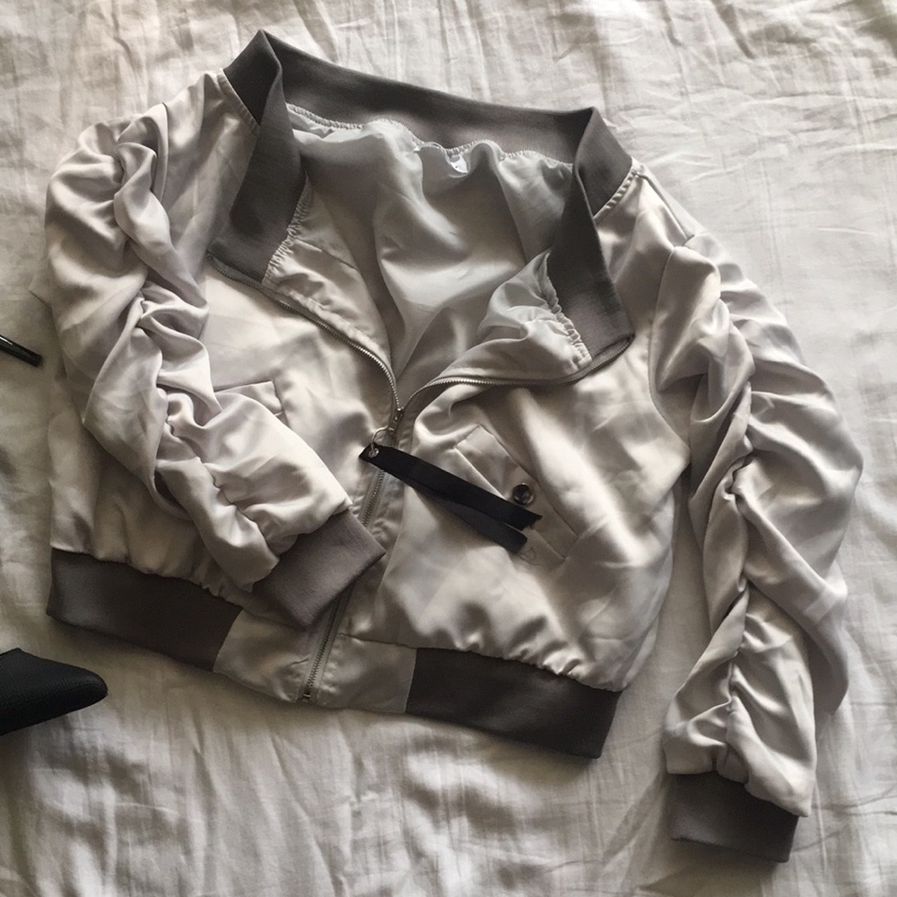 Bomber jacket - Picture 2 of 5